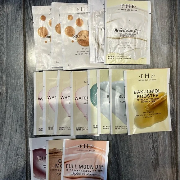 Farmhouse Fresh Skincare Set with Lavender and Shea Butter - Picture 2 of 2